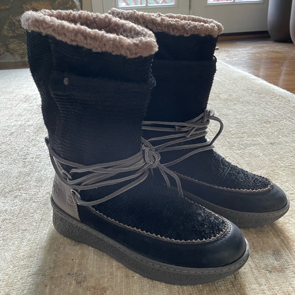 New OTBT Slope all weather boot.